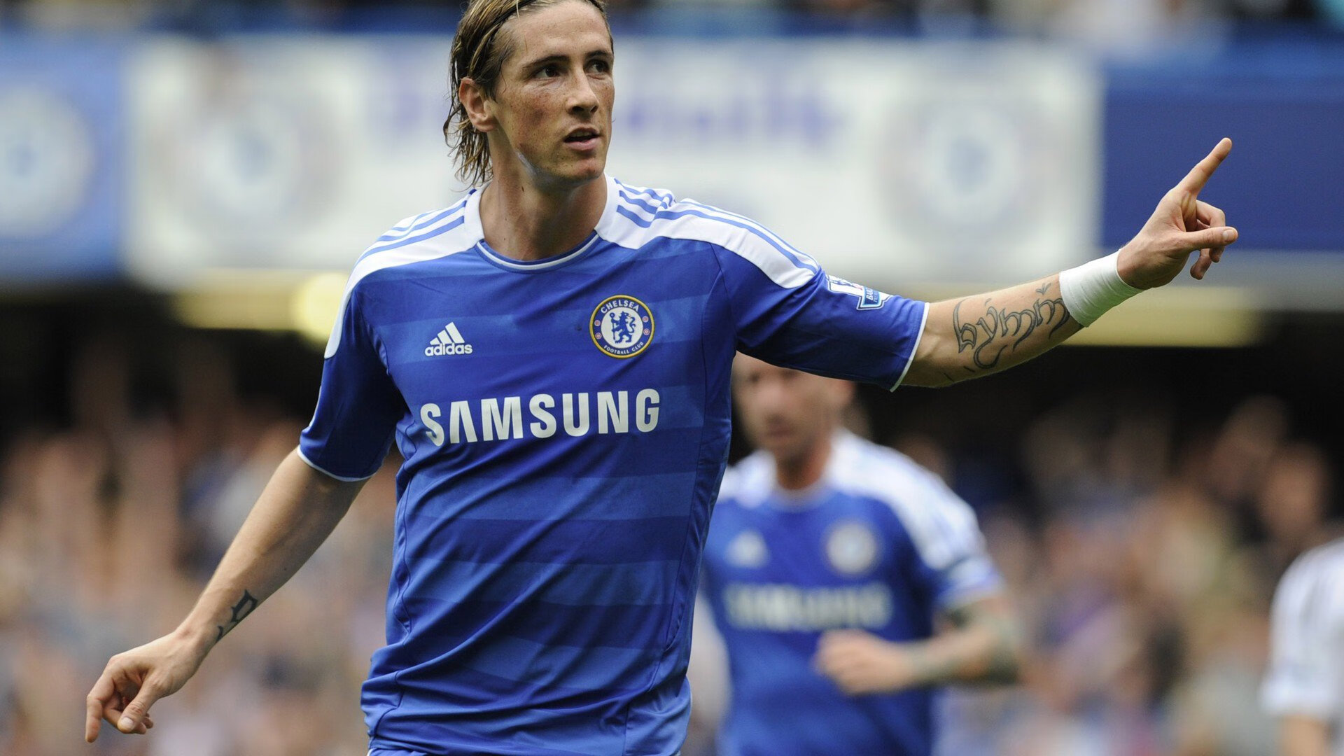 九游app官网下载-纽卡斯尔联主场0-2不敌阿斯顿维拉，争四形势严峻，纽卡斯尔联球场