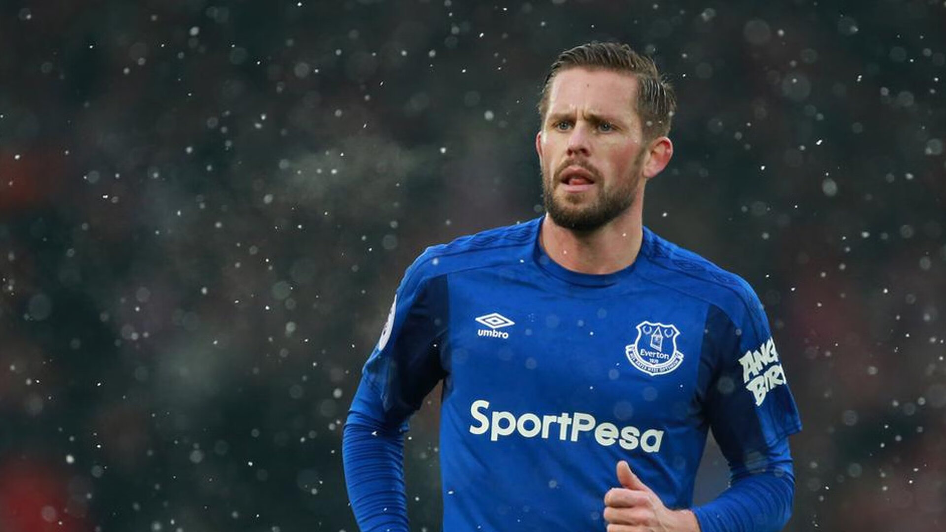 马刺球迷自发组织球队加油短片走红网络,马刺团队配合